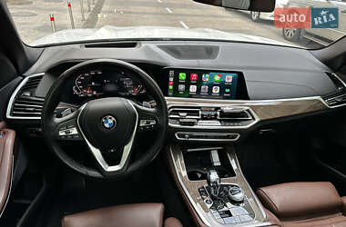 Внедорожник / Кроссовер BMW X5 2018 в 