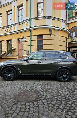 Внедорожник / Кроссовер BMW X5 2020 в Киеве