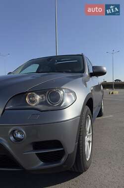 Внедорожник / Кроссовер BMW X5 2010 в 