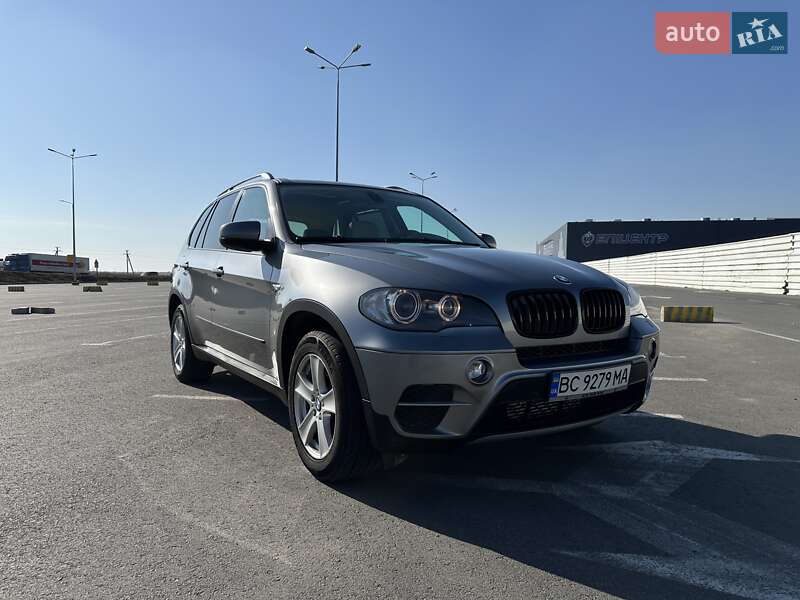 Позашляховик / Кросовер BMW X5 2010 в Львові