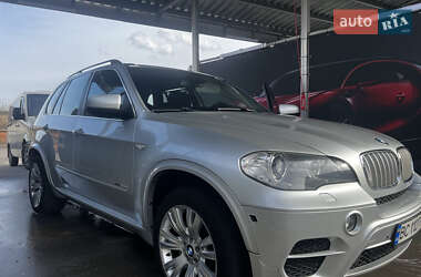 Позашляховик / Кросовер BMW X5 2010 в 