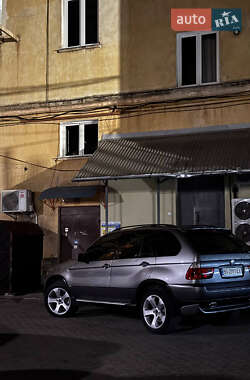 Позашляховик / Кросовер BMW X5 2005 в 
