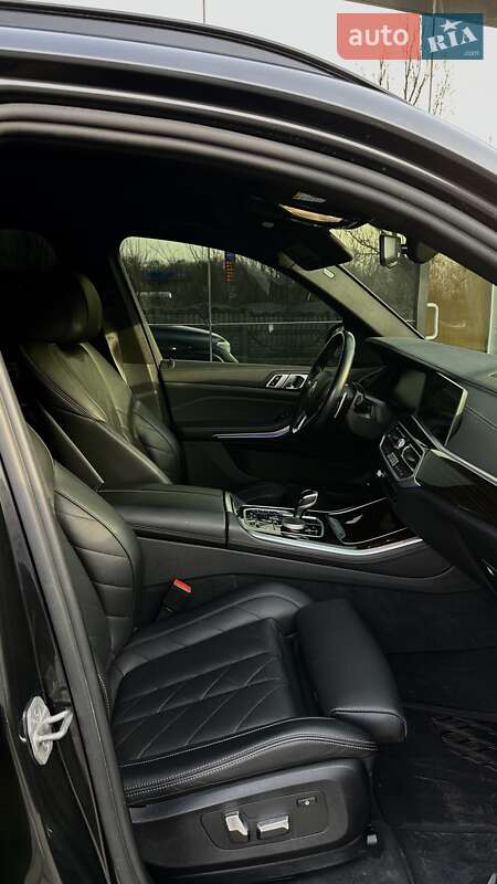 Внедорожник / Кроссовер BMW X5 2022 в Днепре