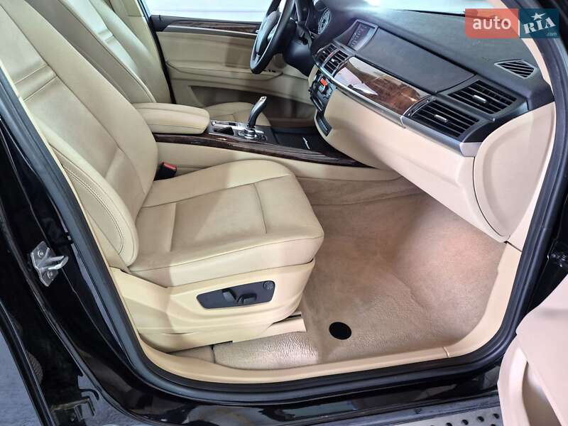 Внедорожник / Кроссовер BMW X5 2012 в Виннице