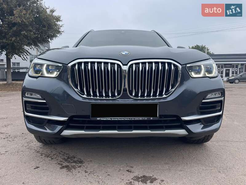 BMW X5 2019