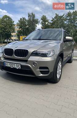 Внедорожник / Кроссовер BMW X5 2011 в 