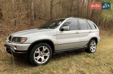 Внедорожник / Кроссовер BMW X5 2000 в 