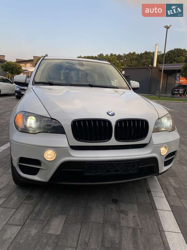 Внедорожник / Кроссовер BMW X5 2010 в Луцке