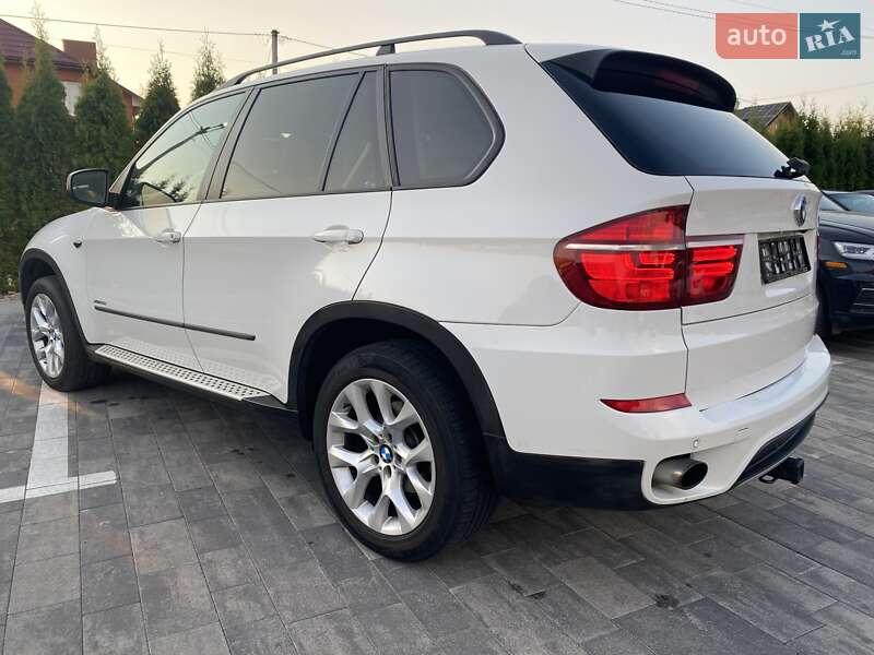Внедорожник / Кроссовер BMW X5 2010 в Луцке