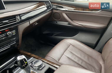 Внедорожник / Кроссовер BMW X5 2014 в 