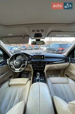 Внедорожник / Кроссовер BMW X5 2013 в 
