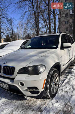 Внедорожник / Кроссовер BMW X5 2011 в 