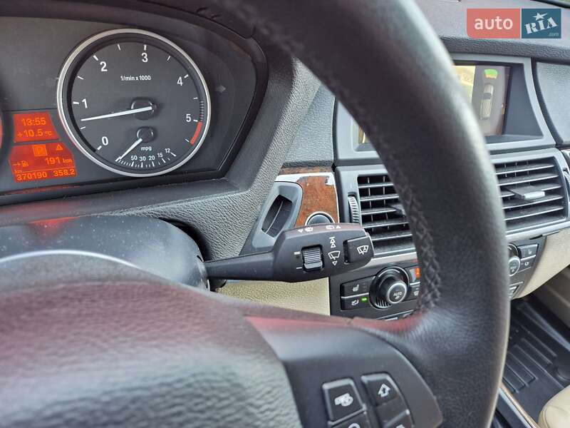 Внедорожник / Кроссовер BMW X5 2012 в Виннице
