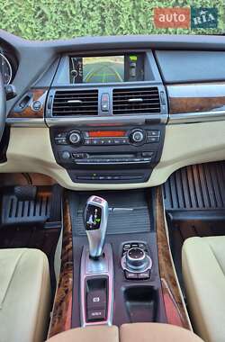 Позашляховик / Кросовер BMW X5 2012 в 