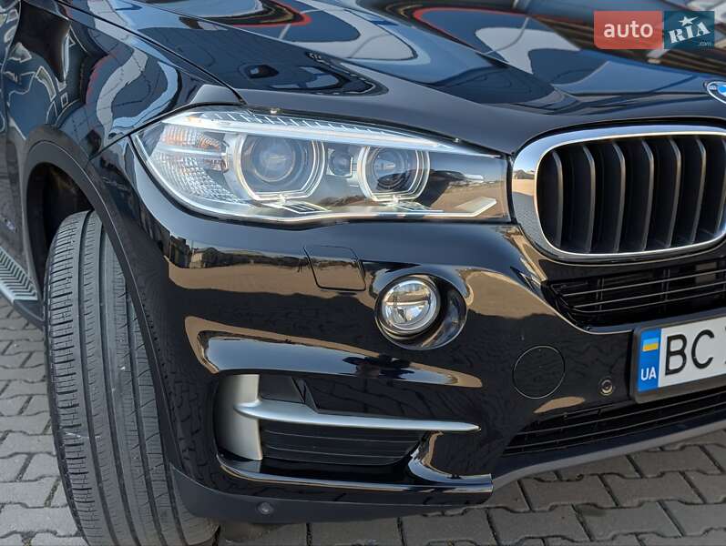 Позашляховик / Кросовер BMW X5 2015 в Косові