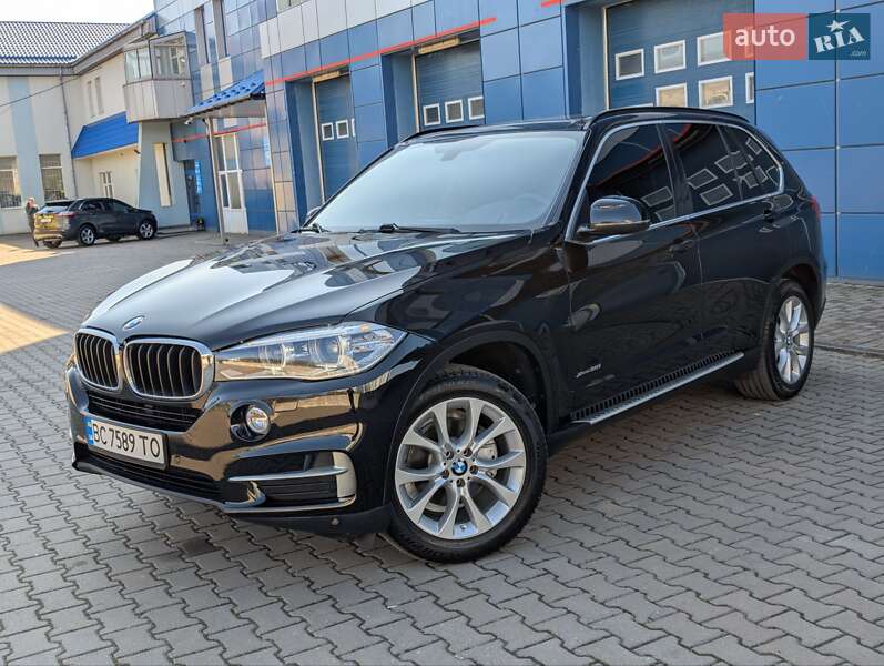 Позашляховик / Кросовер BMW X5 2015 в Косові