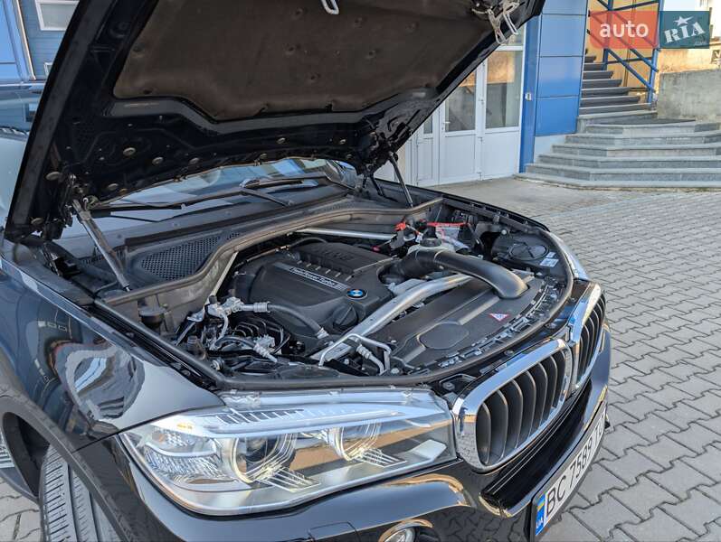 Позашляховик / Кросовер BMW X5 2015 в Косові