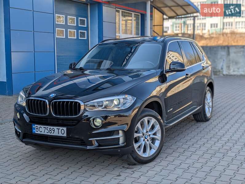 Позашляховик / Кросовер BMW X5 2015 в Косові