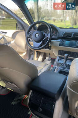 Позашляховик / Кросовер BMW X5 2004 в 