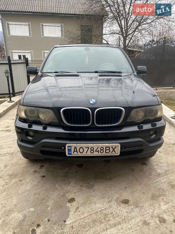 Внедорожник / Кроссовер BMW X5 2003 в 