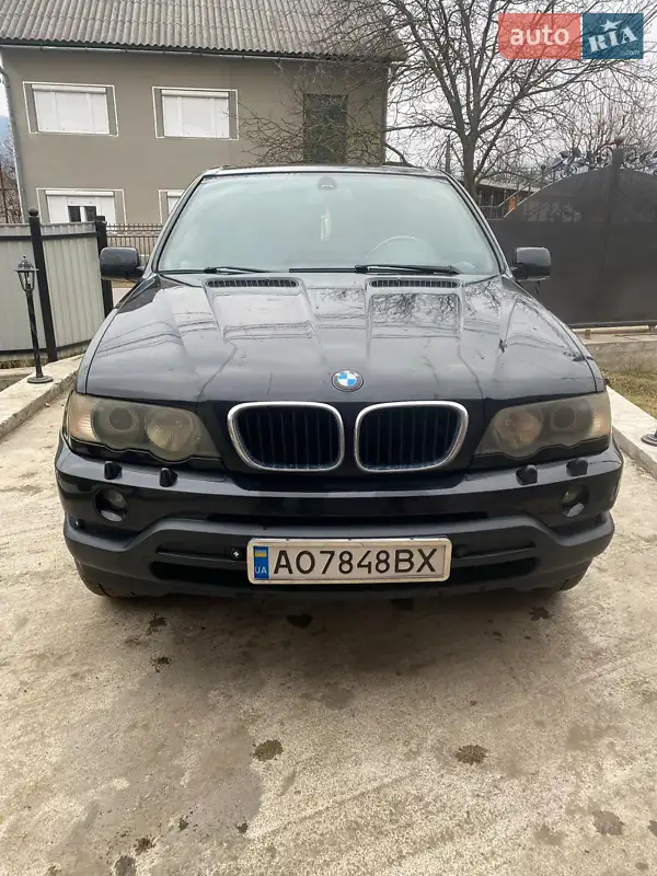 Внедорожник / Кроссовер BMW X5 2003 в 