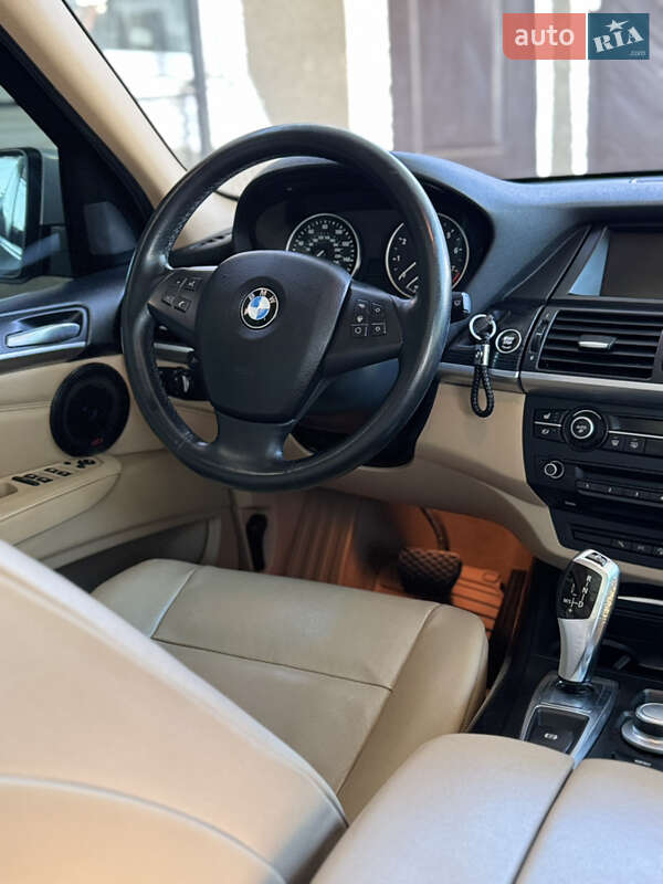 Внедорожник / Кроссовер BMW X5 2009 в Березовке