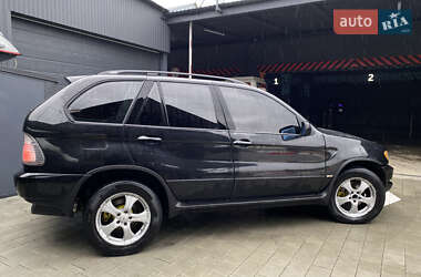 Внедорожник / Кроссовер BMW X5 2002 в 