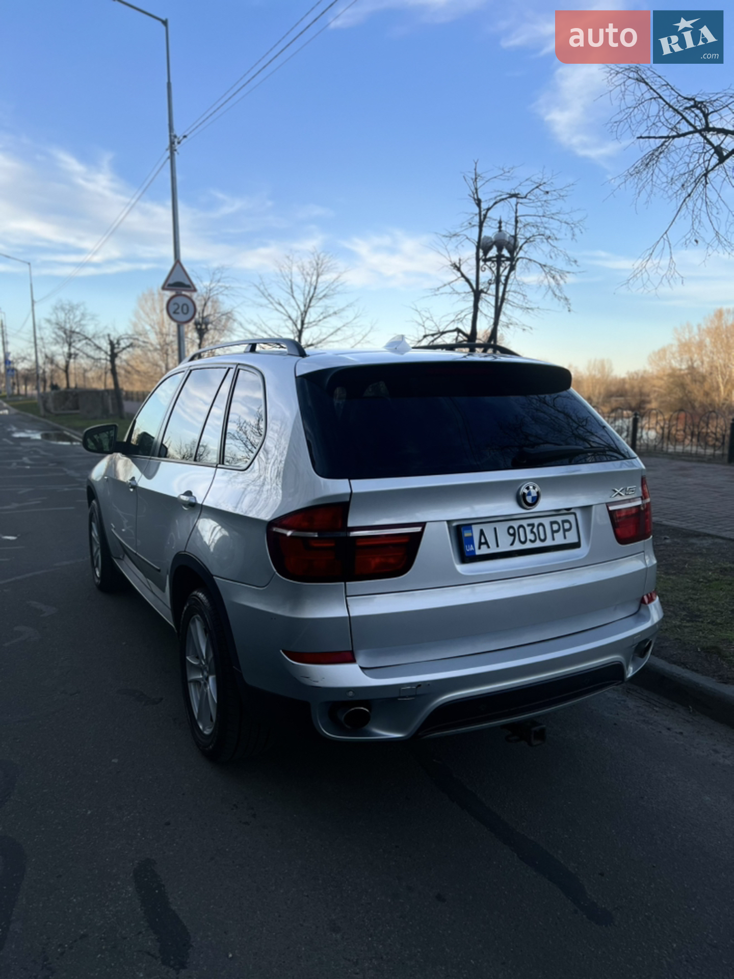 2011 BMW X5 - мініатюра 3