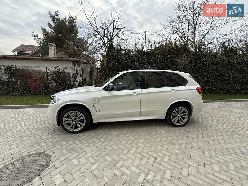 Внедорожник / Кроссовер BMW X5 2017 в 
