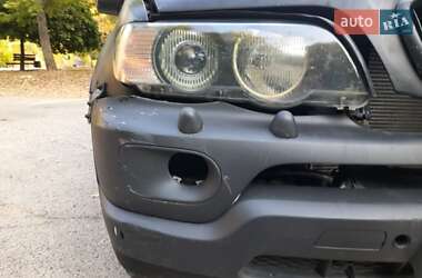 Позашляховик / Кросовер BMW X5 2001 в 