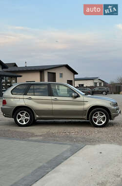 Внедорожник / Кроссовер BMW X5 2004 в 