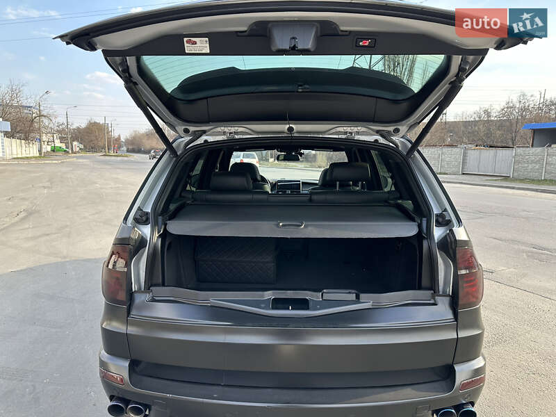 Внедорожник / Кроссовер BMW X5 2013 в Киеве