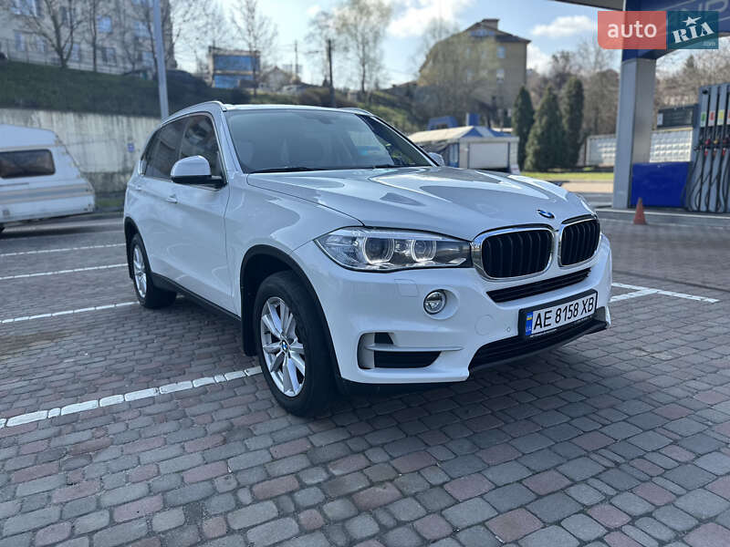Позашляховик / Кросовер BMW X5 2015 в Києві