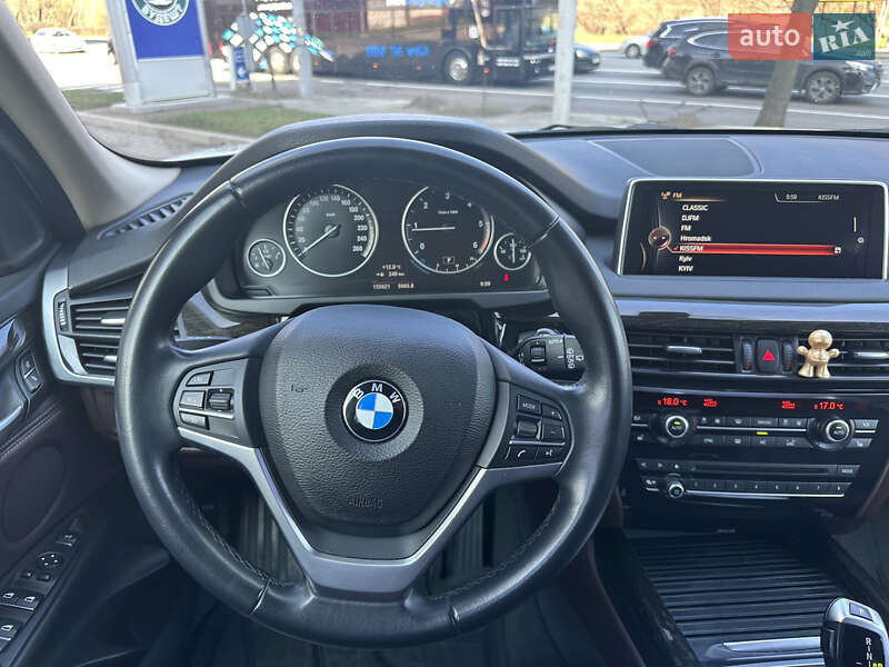 Позашляховик / Кросовер BMW X5 2015 в Києві