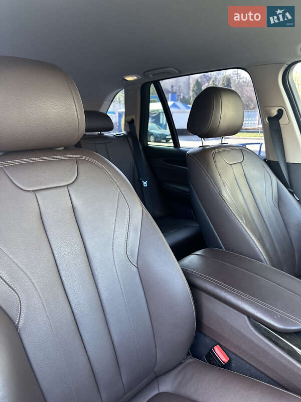 Позашляховик / Кросовер BMW X5 2015 в Києві