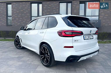 Позашляховик / Кросовер BMW X5 2022 в 