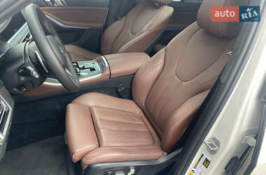 Позашляховик / Кросовер BMW X5 2022 в 