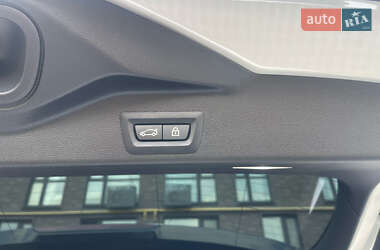 Позашляховик / Кросовер BMW X5 2022 в 