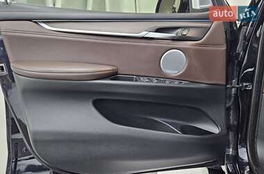 Внедорожник / Кроссовер BMW X5 2016 в 