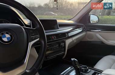 Внедорожник / Кроссовер BMW X5 2015 в 