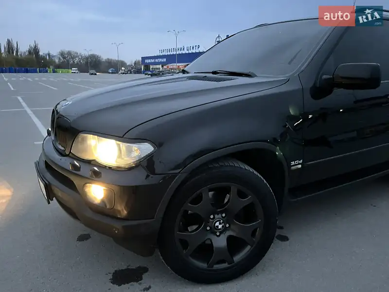 Внедорожник / Кроссовер BMW X5 2004 в 