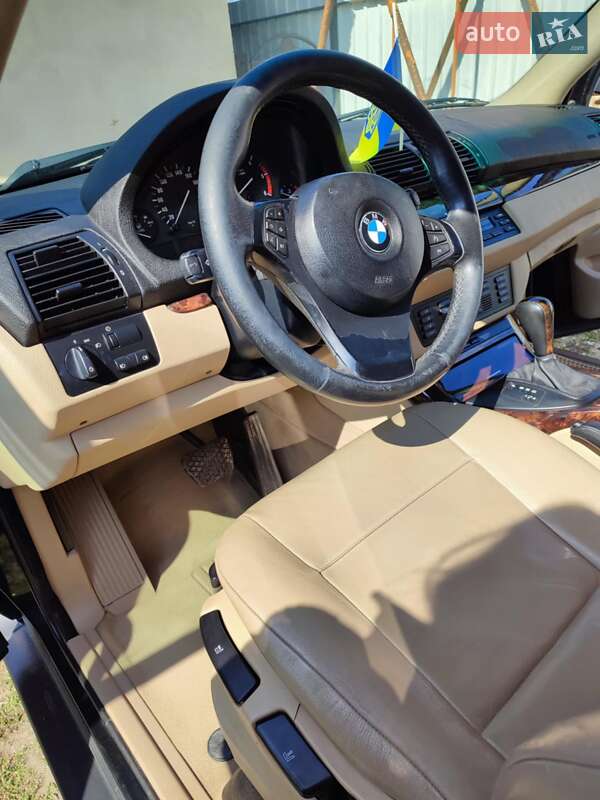 Внедорожник / Кроссовер BMW X5 2005 в Кременце