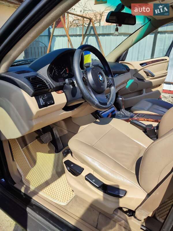 Внедорожник / Кроссовер BMW X5 2005 в Кременце