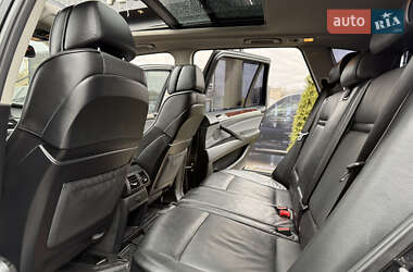 Позашляховик / Кросовер BMW X5 2010 в 