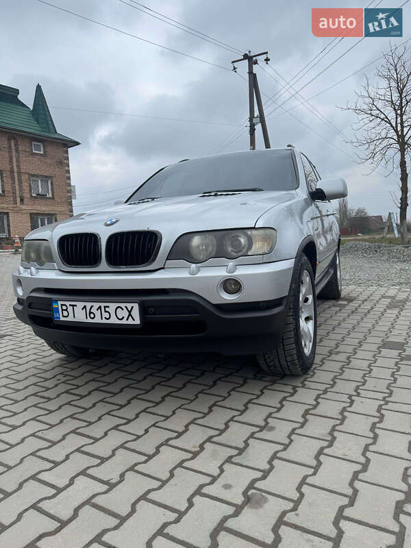 Внедорожник / Кроссовер BMW X5 2003 в Хотине