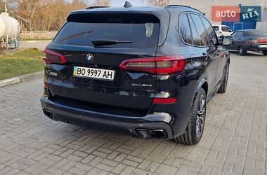 Внедорожник / Кроссовер BMW X5 2019 в 
