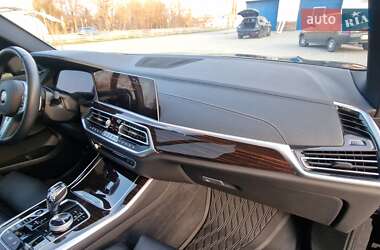 Внедорожник / Кроссовер BMW X5 2019 в 