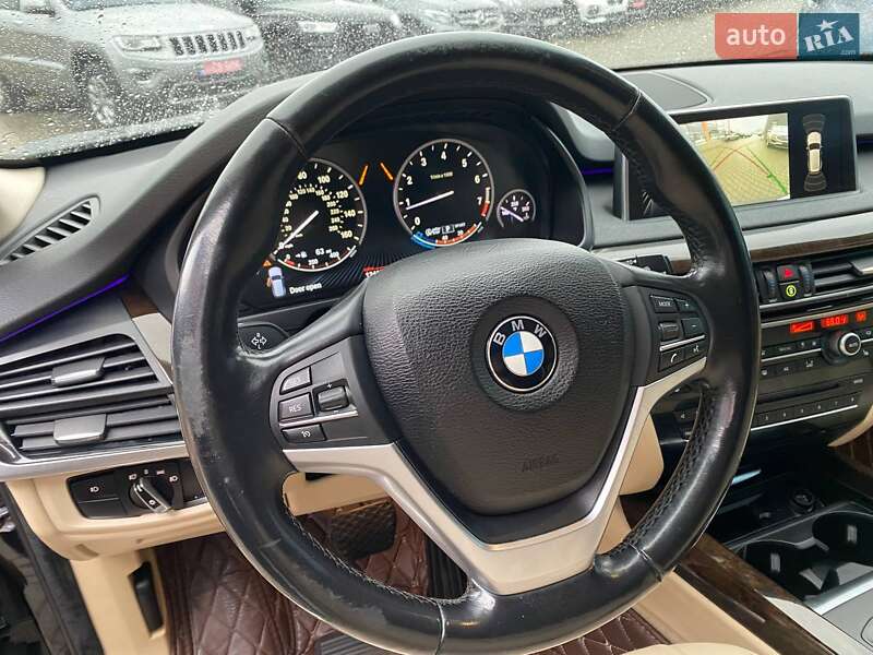 Внедорожник / Кроссовер BMW X5 2014 в Львове