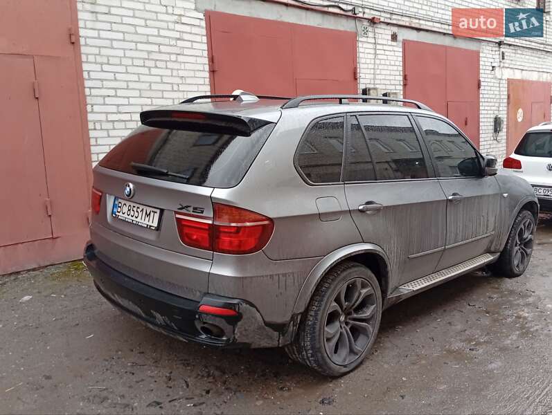 Позашляховик / Кросовер BMW X5 2010 в Львові