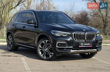 Внедорожник / Кроссовер BMW X5 2021 в 